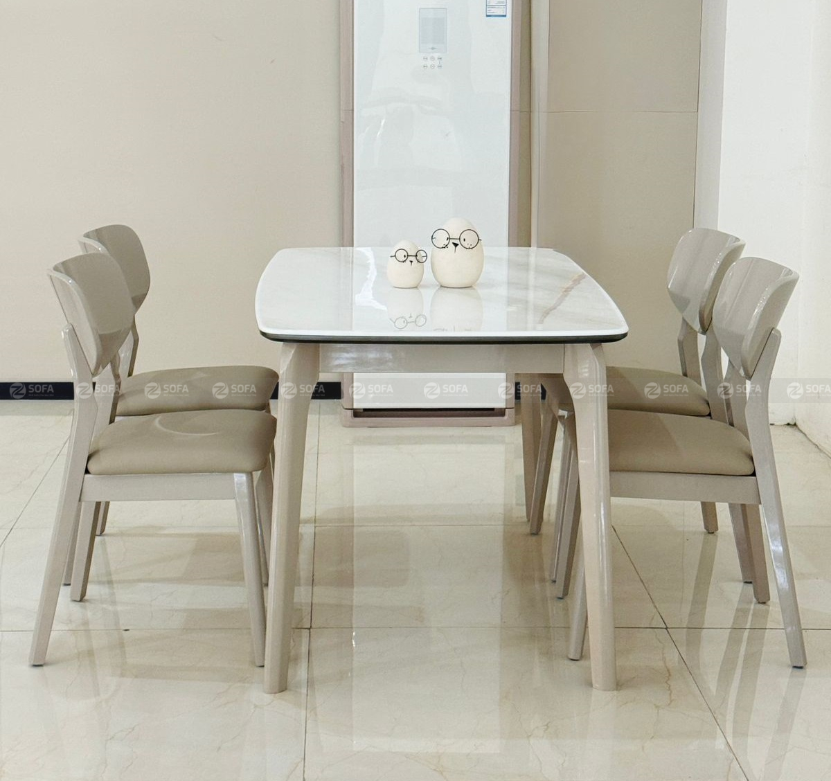 Bàn Ăn Nhập Khẩu TERA-381